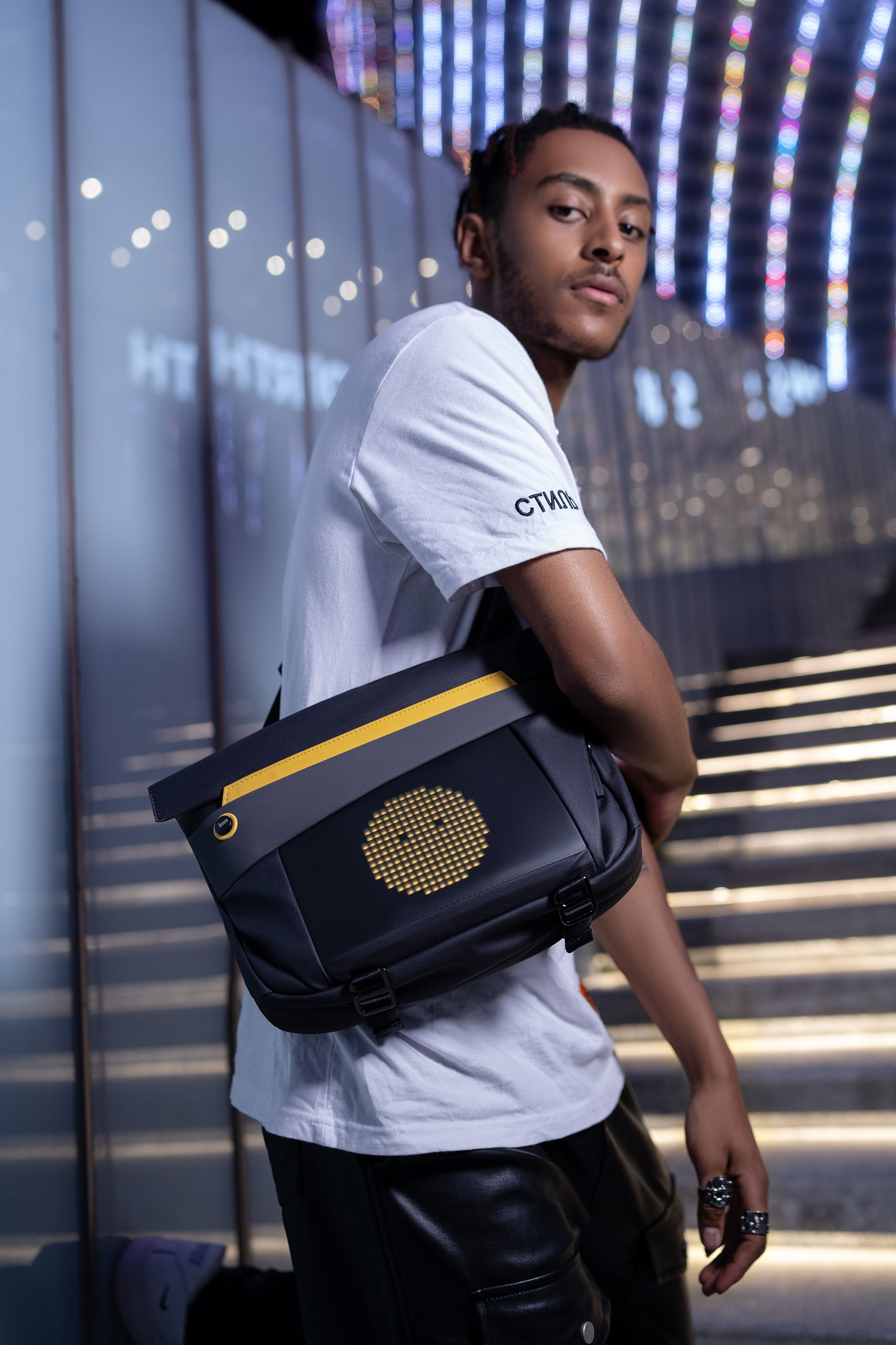 Divoom Pixoo Slingbag-V 2nd Gen