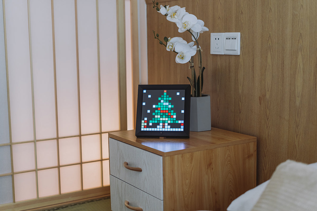 Divoom Pixoo 16x16 Pixel Art LED Display Gaming Room Decor